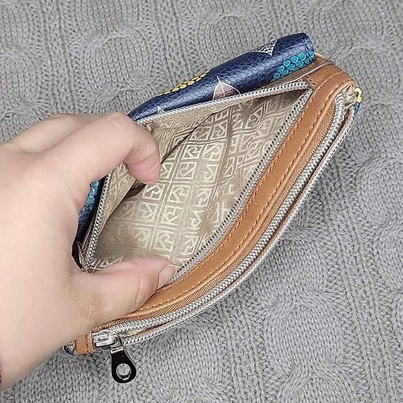 Relic Wallet - Picture 7 of 13